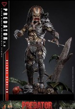 IN STOCK New Hot Toys MMS817 Predator Predator 2.0 Deluxe Edition