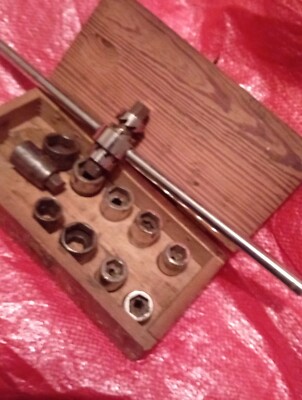 VINTAGE ODDITTY RARISH RATSCHE SET HOLZGEHÄUSE BILLING TOOL COMPANY C/D gut 