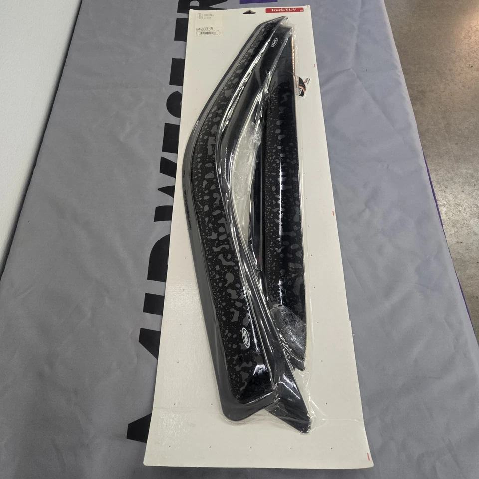 通风遮阳板 97 - 17 EXPEDITION/98-16 导航器 4 件原装 VENTVISOR-SMOKE — 第 2/3 张图片