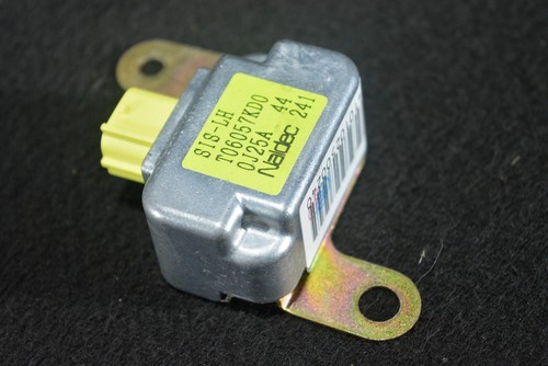Mazda Xedos 9 Crashsensor Airbagsensor Sensor Steuergerät T06057KD0