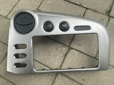 2003 - 2008 Toyota Matrix Pontiac Vibe Center Dash Radio Bezel Trim