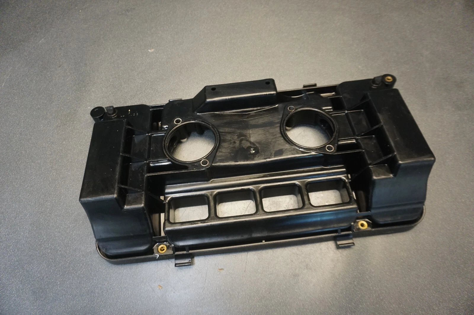 2000-2005 Yamaha OEM Air Cleaner Lower Airbox Filter Freshwater WaveRunner XL