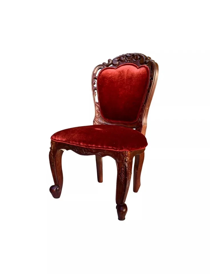 Silla pequeña de terciopelo sobre madera tallada asiento vintage decoración clásica victoriana Foto 3 de 4