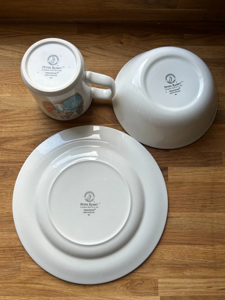 Wedgwood Beatrix Potter Peter Rabbit Kids 3pc Set Mug Bowl Plate 1990s England - Image 3 of 4