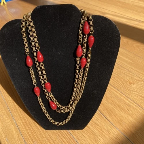 VTG MIRIAM HASKELL signed Red Art Glass Beads gold tone chain long necklace.