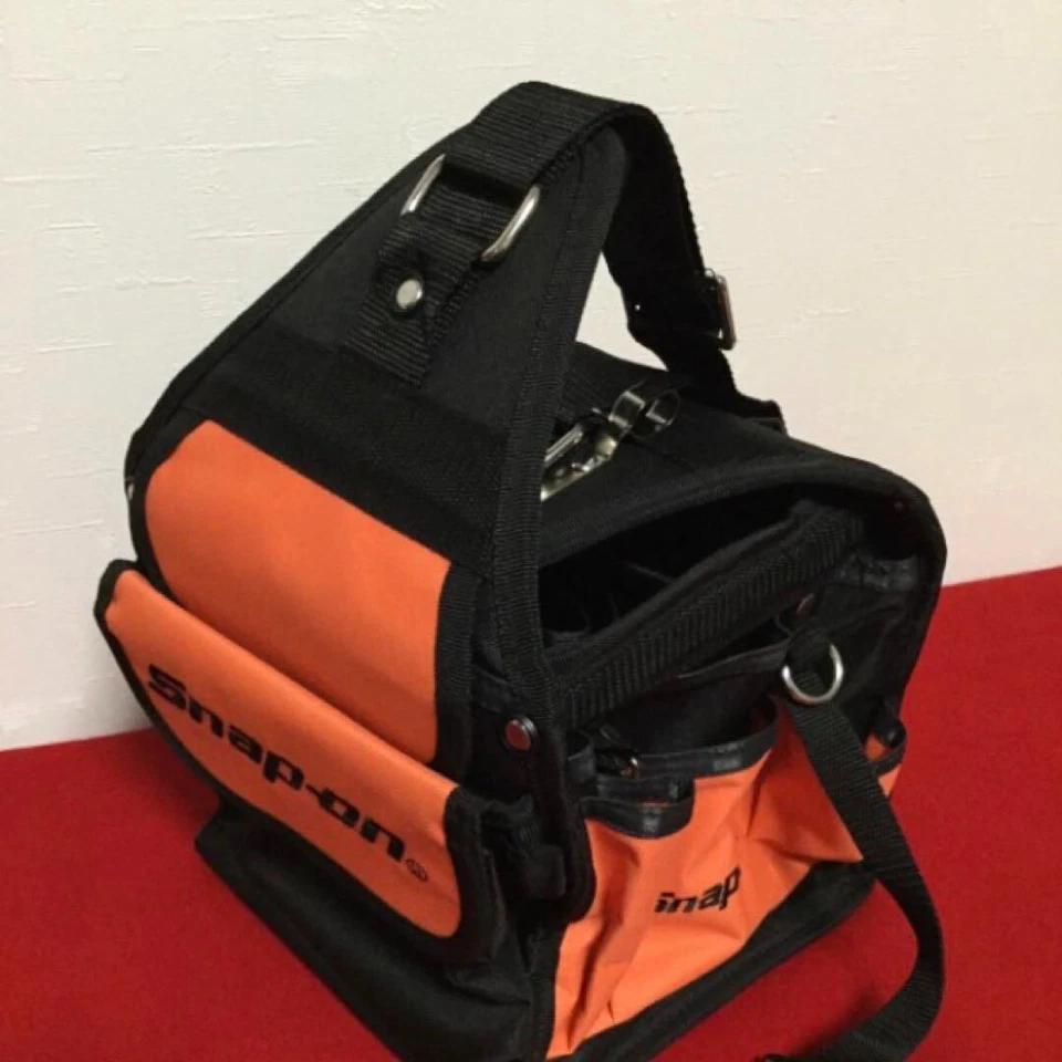 Snap-on TB1OMP3 compact tool bag with 12 exterior and 9 interior pockets Orange - Image 2 of 4