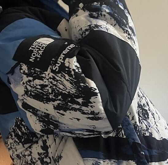 Supreme x The North Face TNF Mountain Baltoro Jacket F/W Supreme x The North Face TNF Mountain Baltoro Jacket F/W