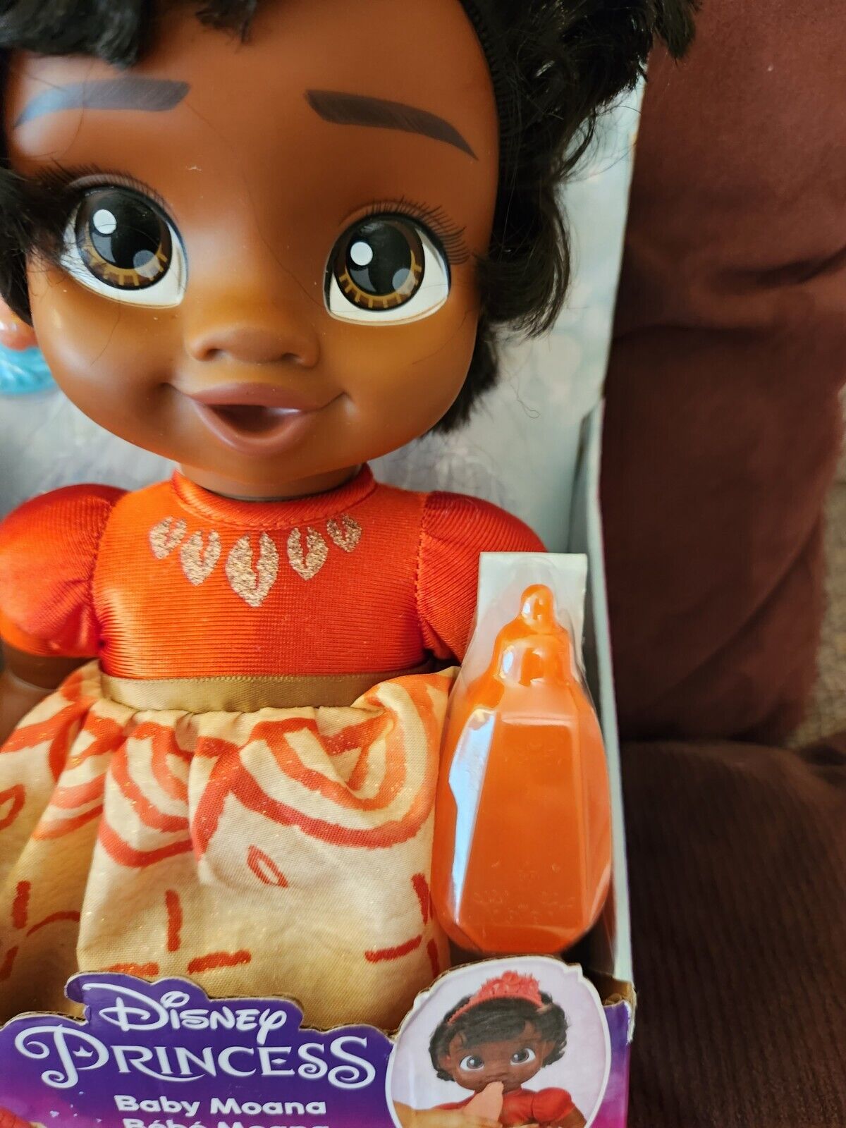 Disney Princess Deluxe 8 inch Moana Baby Doll Includes Tiara and Bottle for  Children Ages 2+ 