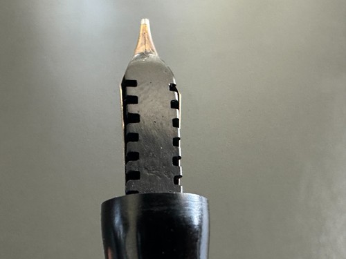 Vintage - WAHL EVERSHARP - WAHL PEN Black Fountain Pen - Picture 10 of 15