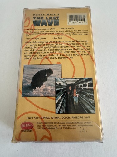 The Last Wave Peter Weir VHS 1992 PG Rhino Mystery Drama Film Aborigines Secrets - Picture 2 of 7