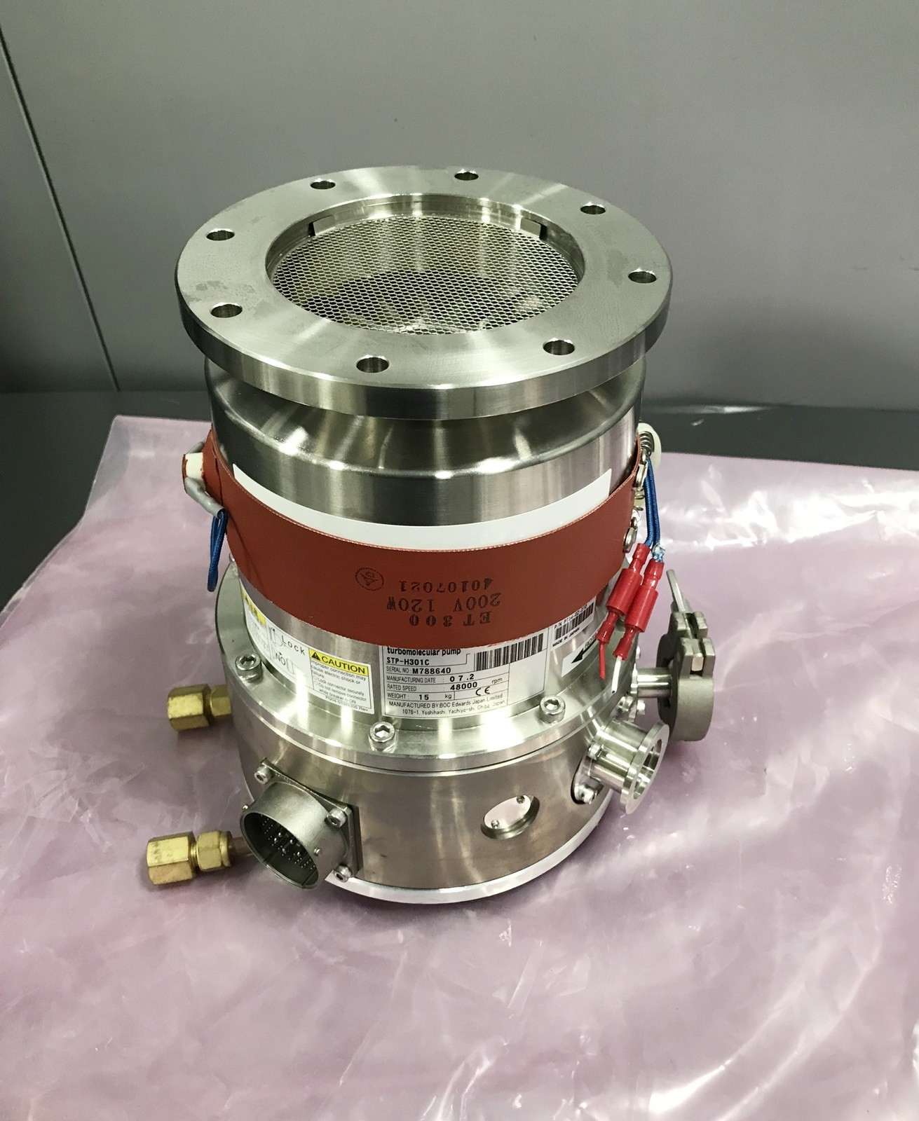 BOC EDWARDS STP-H301C TURBO MOLECULAR 