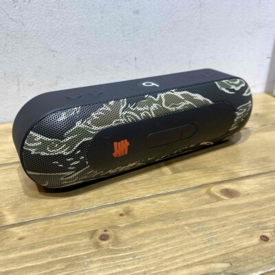 Beats Pill + Plus Undefeated collaboration model Wireless