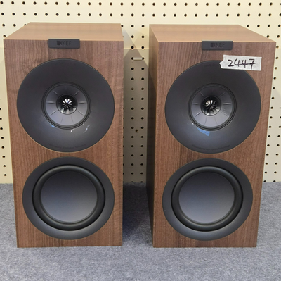 KEF Q Concerto Meta Bookshelf Speakers (Pair) - Walnut (Used) d