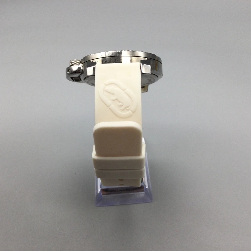 Reloj Marc Ecko Hombre 48mm Tono Plateado Esfera Blanca Repujada Silicona Batería Nueva Foto 4 de 4