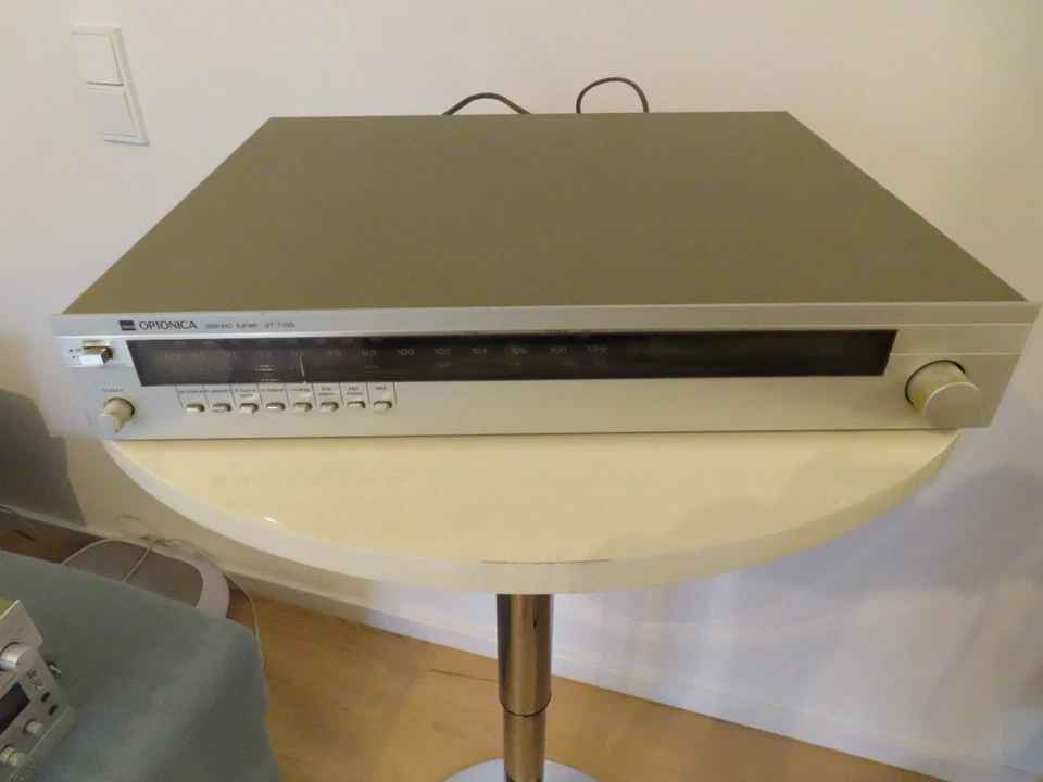 Sharp Optonica Stereo-Empfänger ST-7100H