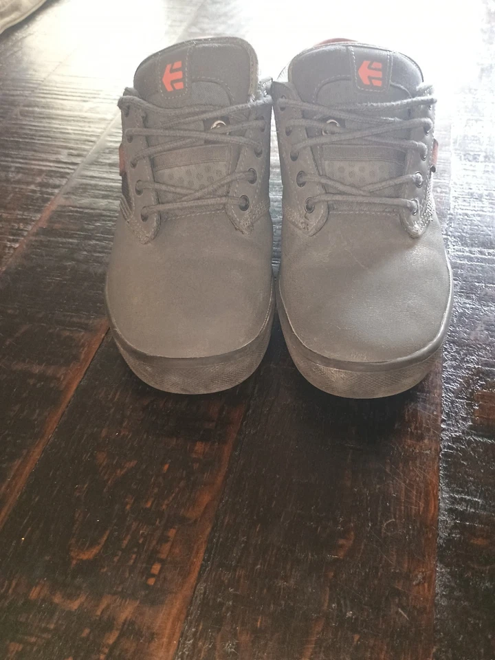 Zapatos Etnies Jameson Manivela Media Brandon Semenuk Gris Oscuro/Negro/Rojo Para Hombre Talla 8 Foto 3 de 4