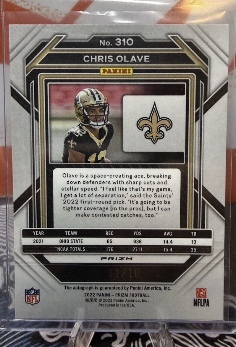 2022 Panini Prizm Chris Olave Rookie Card Gold Auto /10 view 2