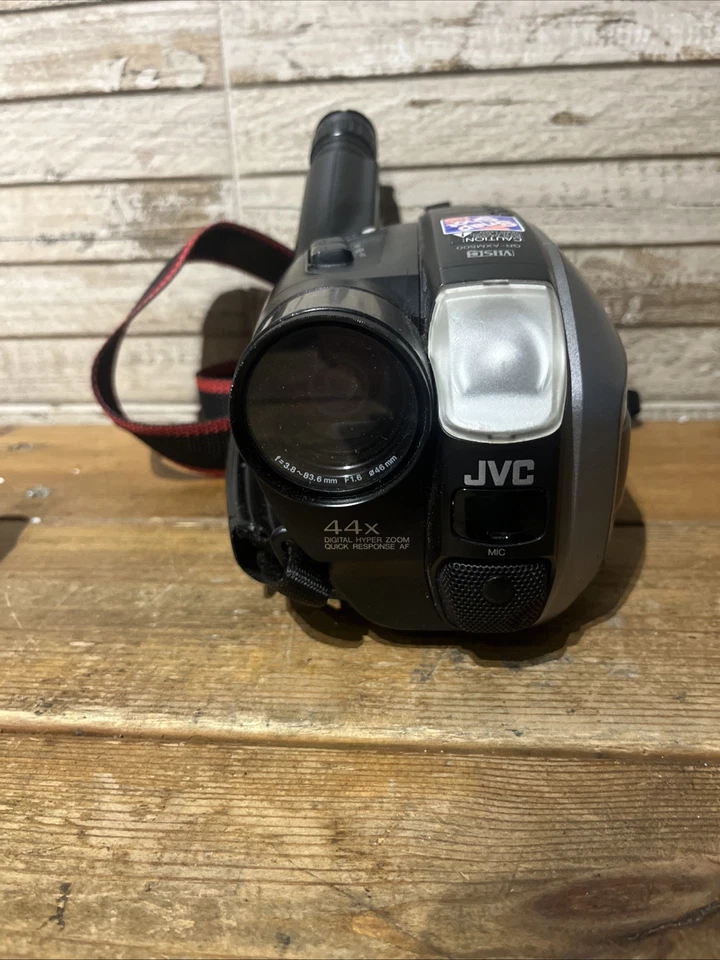 JVC GR-AXM500E VHSC Camcorder LCD Analogue Video Camera - Untested Unit Only - Image 4 of 4