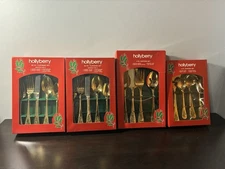 Christmas Hollyberry Gold Plated Stainless 20 PC. Flatware, 4 Hostess & Serving