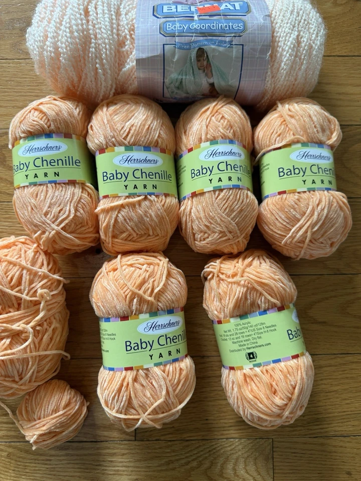 Herrschners Bebé Chenille Hilo Naranja Lote De 6 + Bernat Melocotón Foto 4 de 4