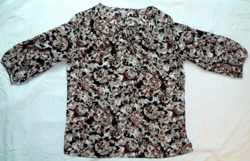 Women's Peasant Blouse Top Floral Leaf Print Lightweight Silky Feel Size S-L - Picture 9 of 16