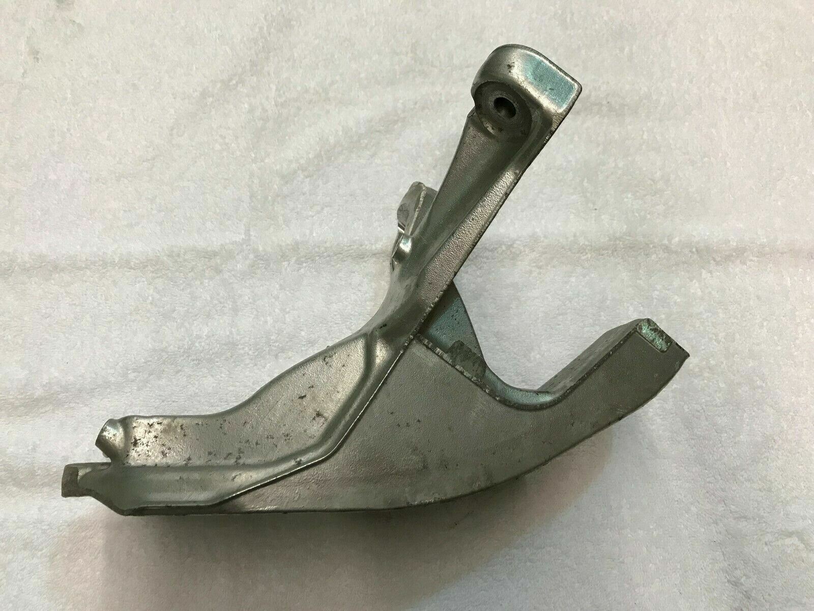 LAMBORGHINI HURACAN PASSENGER RIGHT ENGINE MOTOR MOUNT BRACKET OEM 4S0199308B