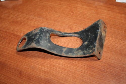 1985 Honda ATC 250SX Rear Fender Support Brace Bracket Right Side OEM 85 H - Picture 2 of 10