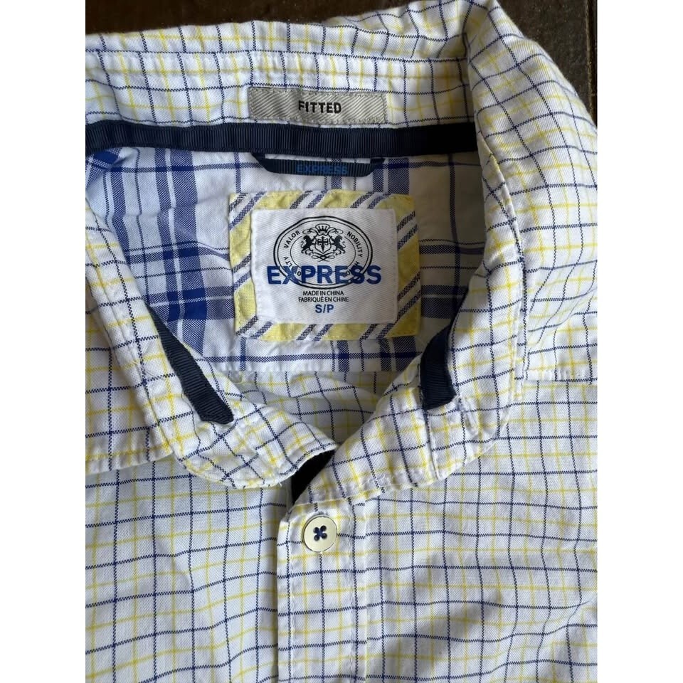 Small button down collared shirts Columbia & Expr… - image 5