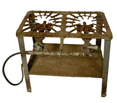 ANTIQUE CAST IRON GRISWOLD #320 TWO BURNER GAS COOKING CAMPING STOVE ON  STAND