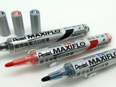 Pentel Maxiflo Whiteboard Marker - 12er Pack Extra Breit | Konische Spitze | Trocken Abwischbar