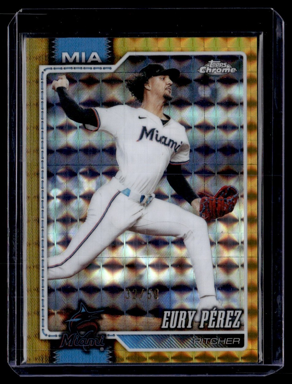 2026 Topps Chrome Gold Geometric Refractor Eury Perez 32/50 Miami Marlins #38