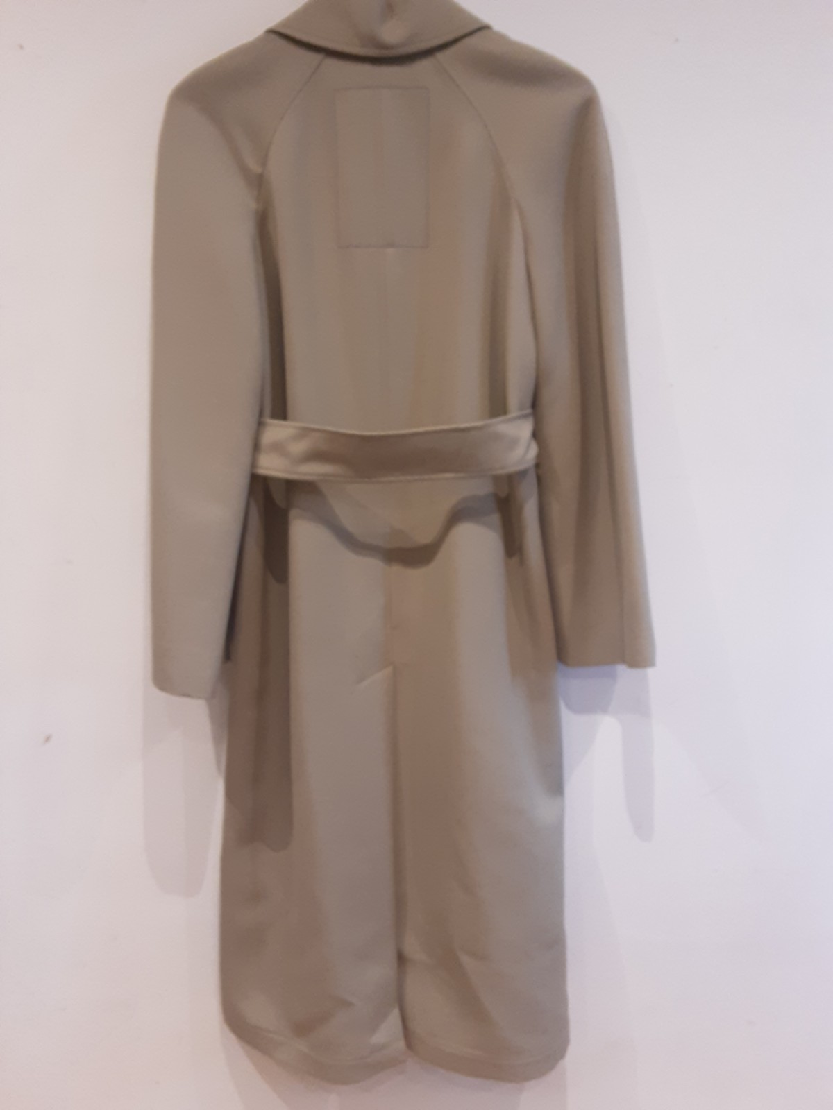 Burberry • Single Breasted Hunter Trenchcoat • UK: 4 • BNWT image 4