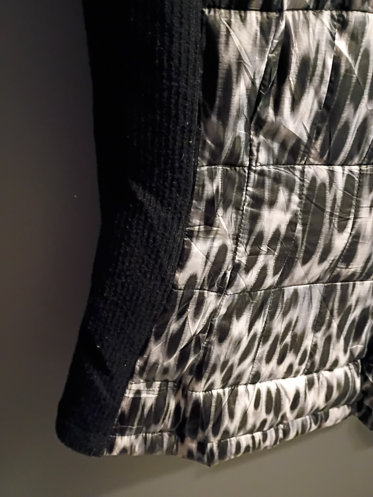 Calvin Klein Performance Women's Leopard Print Puffer Vest Size XS thumbnail 15