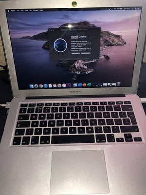 Apple MacBook Air i5 A1466 13,3 Zoll 4GB RAM 128GB SSD Monterey 12,7,6 Intel 5250U