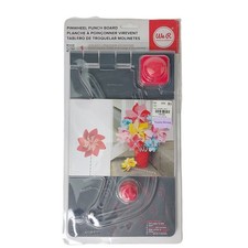 We R Memory Keepers Pinwheel Punch Board - NIP - Pinwheel Maker - Never Opened