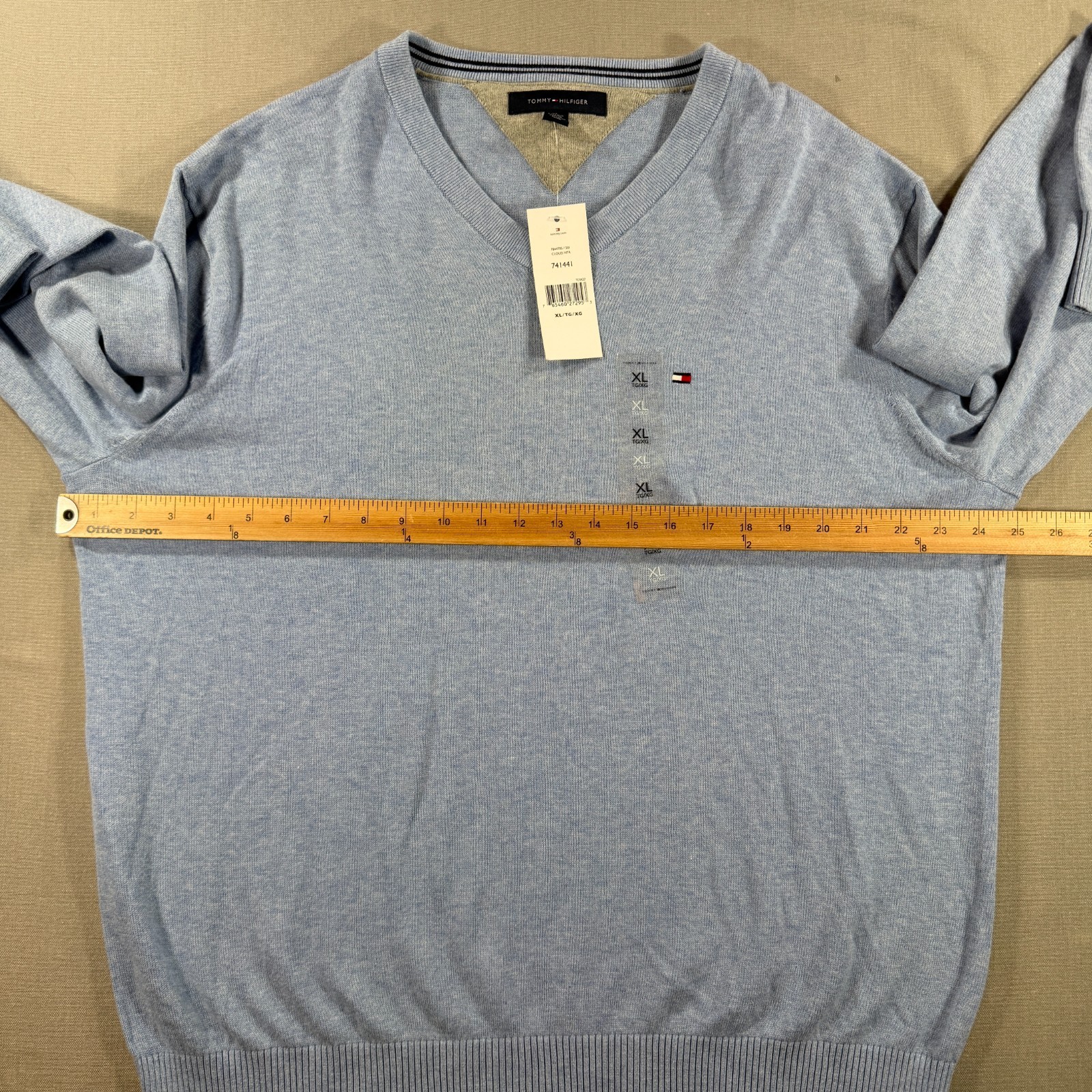 NWT Tommy Hilfiger Essential V Neck Sweater Mens XL Blue Solid Pullover Knit image 4