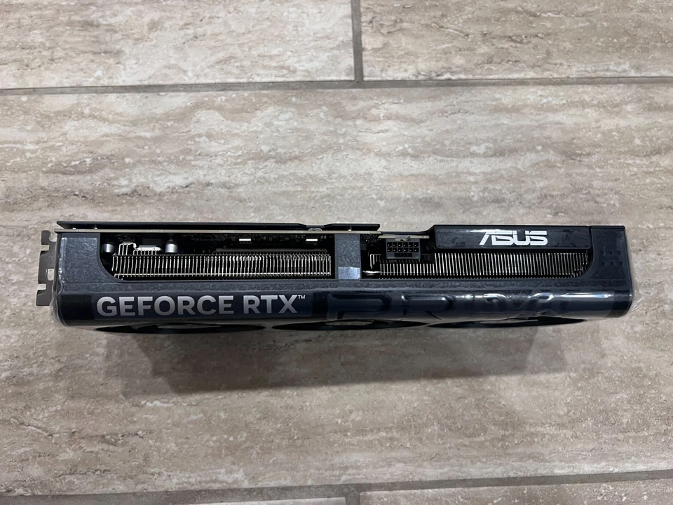 ASUS PRIME GeForce RTX 5070 12GB 192-Bit GDDR7 PCI Express 5.0 Graphics Card - Image 2 of 4