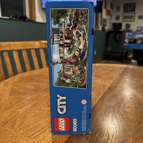 LEGO City: Swamp Police Station (60069) New In Box Retired