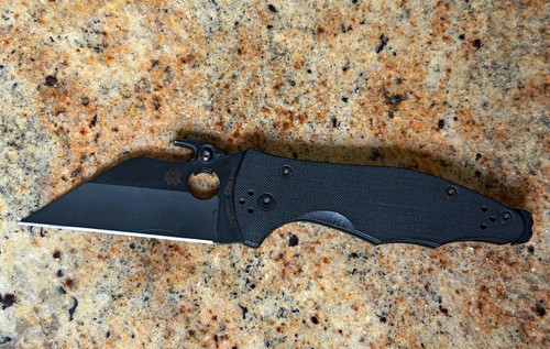 All black spyderco Yojimbo 2 with 5x5 accessories