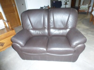 CANAPE CUIR MARRON 2 PLACES , longueur 150 cm.DE MARQUE"CHARISMA "de - Photo 1/4