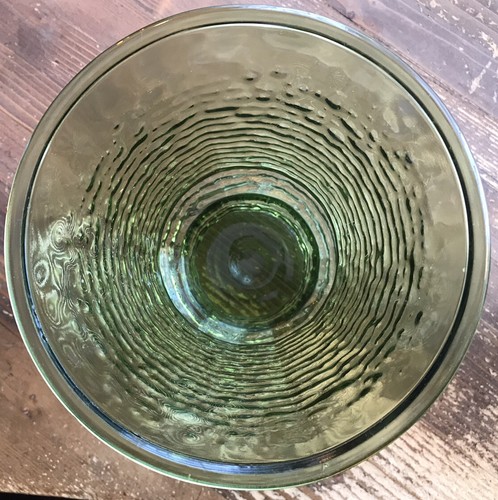 Vintage Large Green Textured Rippled Glass Vase NAPCO Cleveland O. USA 8” Tall - Picture 3 of 6