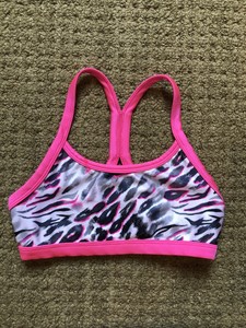sports bra 28 size