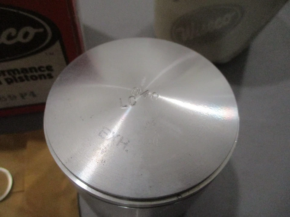 Anillos y circlips vintage de pistón Wiseco Kawasaki 0,40 1980-1982 KDX175 469P4 Foto 2 de 2