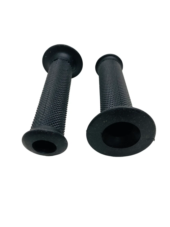 Ducati Monster 900 750 600 400 851 888 907 I.E. Manillar CD 36140031A Nuevo Foto 4 de 4