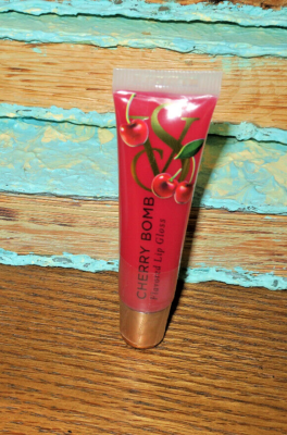 Victoria's Secret NEW COLLECTION ❤️ CHERRY BOMB ❤️ Lip Gloss