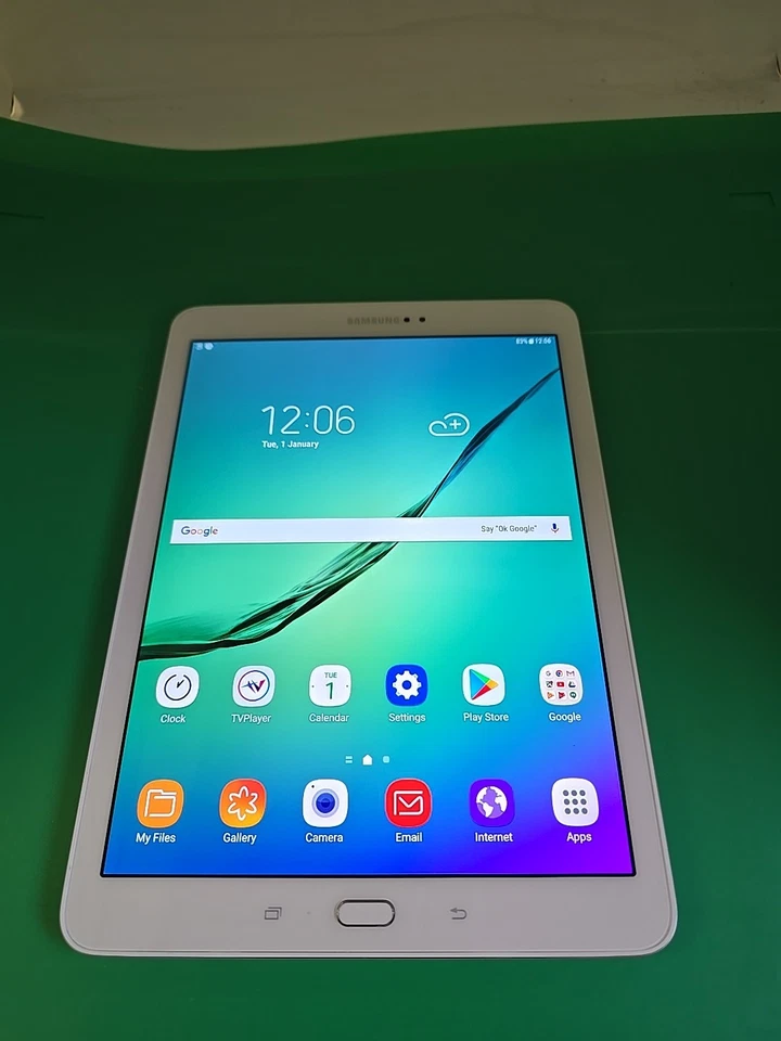 Samsung Galaxy Tab S2 SM-T813 32gb 9.7" in White Wifi. - (DK791) - Image 2 of 4