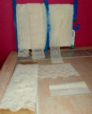 Vintage wiele różnych wzorów off white beż koronka kwiatowa 