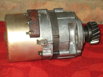 Lichtmaschine 12V G424 Ural Dnepr