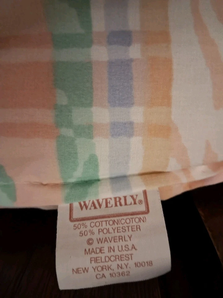 Edredón reversible acuarela pastel con volantes WAVERLY/Fieldcrest usado en excelente estado Foto 4 de 4