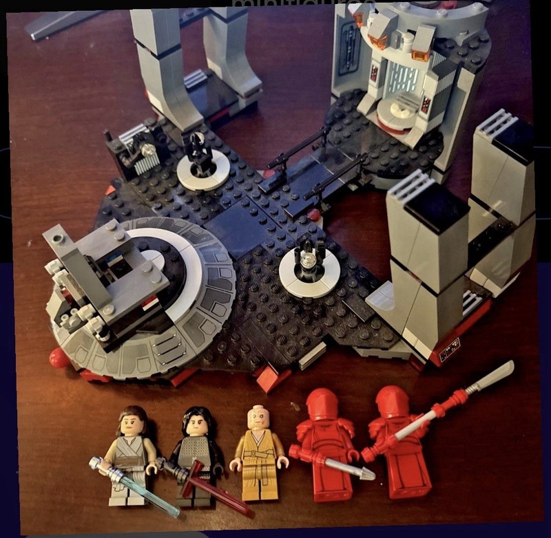 LEGO Star Wars: Snoke's Throne Room (75216) 100% Complete w/ all minifigures